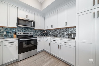 This stunning, turnkey ready 3-bedroom, 3-bath unit boasts - photo 12