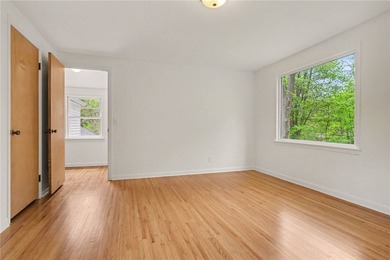 Rare Opportunity! Park-like yard on the cul-de-sac of Frankland - photo 18