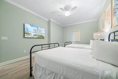 This stunning, turnkey ready 3-bedroom, 3-bath unit boasts - photo 32