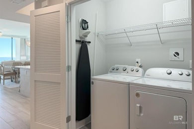 This stunning, turnkey ready 3-bedroom, 3-bath unit boasts - photo 34
