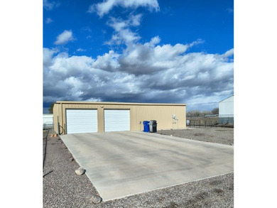 Unique workshop/residence wide open for your dersired floorplan - photo 1