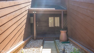 Welcome to your low-maintenance, all-electric oasis in The Trace - photo 3