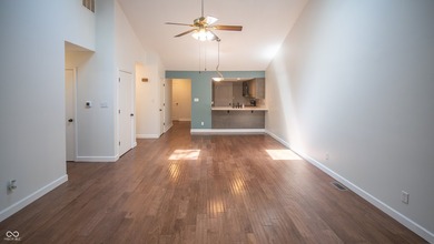 Welcome to your low-maintenance, all-electric oasis in The Trace - photo 8