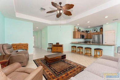 9 Torrey Pines is a beautiful Golf Villa offering stunning lake - photo 7