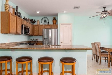 9 Torrey Pines is a beautiful Golf Villa offering stunning lake - photo 10