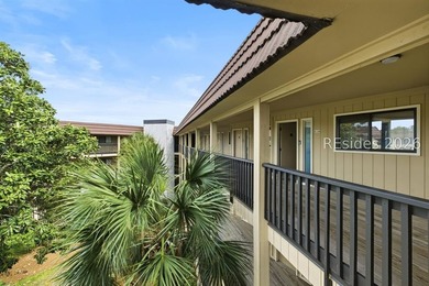 Enjoy a stunning ocean view from the balcony of this 1 bed/1 - photo 6