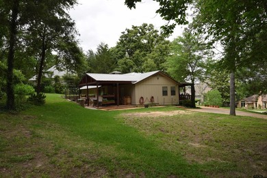 Enjoy the perfect blend of lake life, spacious yard and private - photo 8