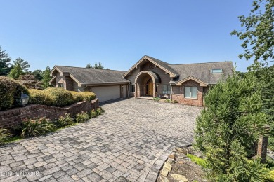Lake Home For Sale in Loudon, Tennessee