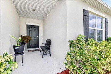 Step into this like-new 2021 concrete-block home featuring 4 - photo 4