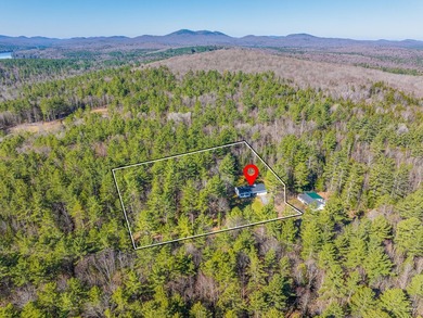 Located in the heart of the Adirondack Mountains, this charming - photo 4