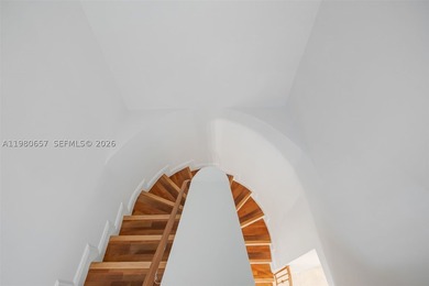 This beautiful two-story townhome offers approximately 2,000 - photo 12