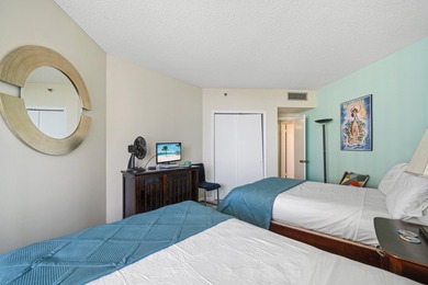 This bright and fresh 2-bedroom Gulf-front unit has been - photo 13