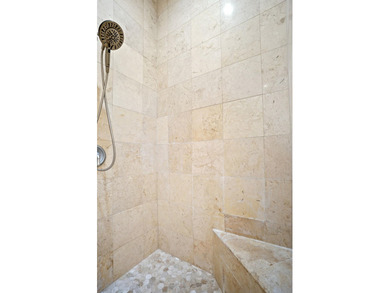Fabulous Two-Story Boutique Loft Experience this exquisite - photo 21