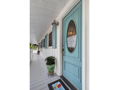 Welcome to 1204 Joyner Drive, a distinctive lakefront residence - photo 27