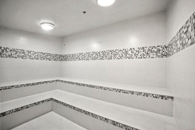 Fabulous Two-Story Boutique Loft Experience this exquisite - photo 28