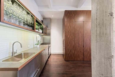 Just Listed! Chic renovated 2 bed Loft with washer dryer on High - photo 5
