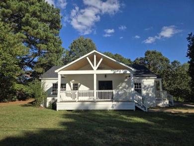 Lake Home For Sale in Eads, Tennessee