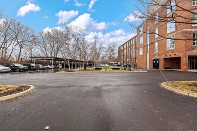 Highly desirable top-floor urban loft in the Buggyworks