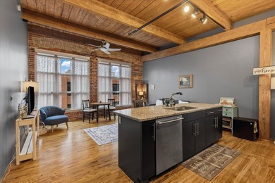 Highly desirable top-floor urban loft in the Buggyworks