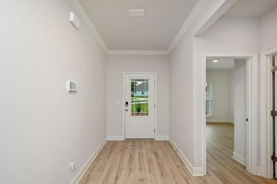 Need space and a great location at an affordable monthly - photo 3