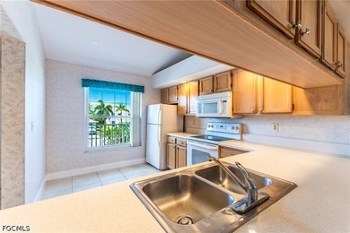 3 bedroom 2 bath Gulf access condo in SW Cape Coral is now - photo 4