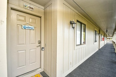 Location! Location! Location! Welcome to this 2 bedroom 2 bath - photo 4