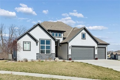 (private lake, pond, coastal) Home For Sale in Parkville Missouri