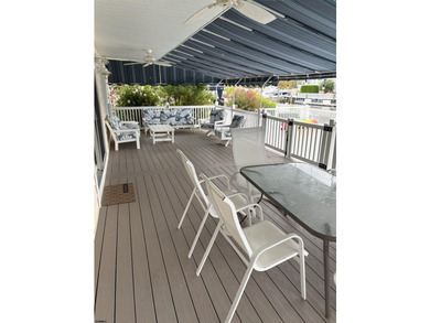 VIEWS, VIEWS, VIEWS! Spectacular LAGOON-front living in the - photo 4