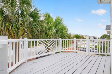 Wake up to ocean breezes and end your days with glowing coastal - photo 44