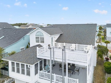 Wake up to ocean breezes and end your days with glowing coastal - photo 50