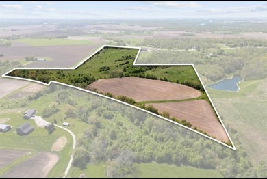 Lake Acreage For Sale in Center Point, Iowa