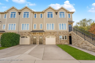 (private lake, pond, coastal) Home Sale Pending in Staten Island New York