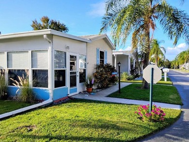 (private lake, pond, creek) Home For Sale in Auburndale Florida