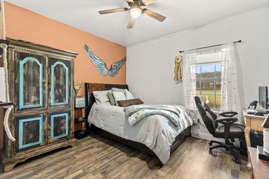 SELLER IS OFFERING $10,000 IN BUYER CONCESSIONS! Enjoy - photo 8
