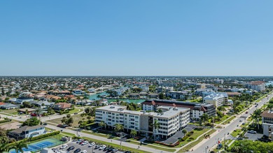Conveniently located within walking distance to the beach this 2 - photo 26