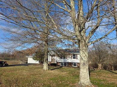 With over 3000 sqft of living space and nearly 7 acres, this