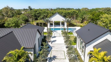 Completed in 2025, this luxurious, one-of-a-kind 2.71-acre - photo 7