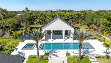 Completed in 2025, this luxurious, one-of-a-kind 2.71-acre - photo 8