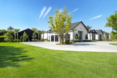 Completed in 2025, this luxurious, one-of-a-kind 2.71-acre - photo 9