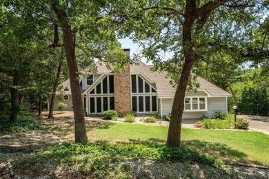 Lake Home For Sale in Pottsboro, Texas