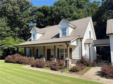 Buford City Schools! Don't miss this beautifully maintained - photo 1
