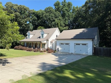 Buford City Schools! Don't miss this beautifully maintained - photo 2