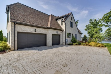 Stunning Lakefront Contemporary with Views and Room to Entertain - photo 5