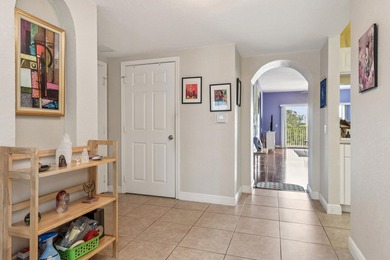 Penthouse Condo in Lucerne Lakes, spacious 3 bedroom, 2 bathroom - photo 3