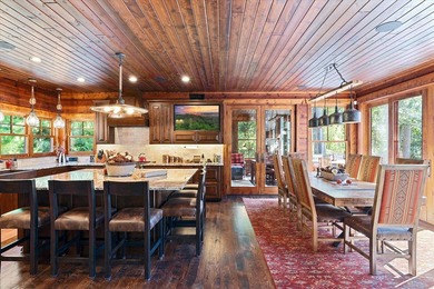 Stunning modern Land's End constructed lodge on the east shore - photo 15