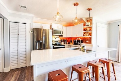 Welcome to Copper Cay -- a stylish coastal retreat in the heart - photo 1
