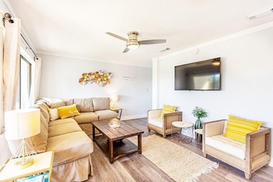 Welcome to Copper Cay -- a stylish coastal retreat in the heart - photo 3