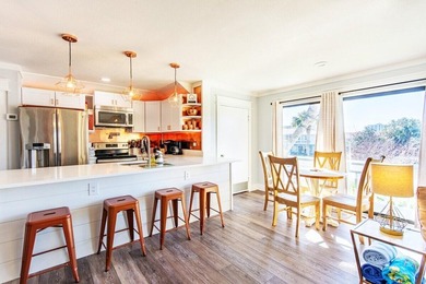 Welcome to Copper Cay -- a stylish coastal retreat in the heart - photo 4