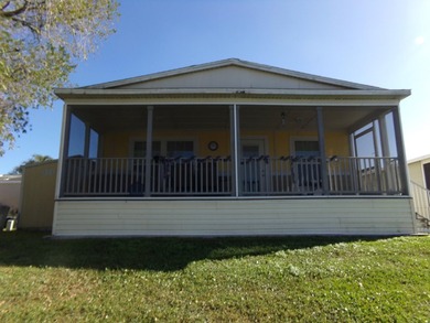 Motivated seller! 2018 Beauty-move-in ready and worry free! This - photo 28