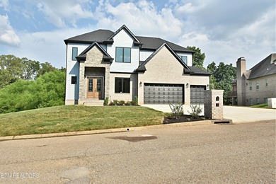 Fort Loudoun Lake Home Sale Pending in Knoxville Tennessee